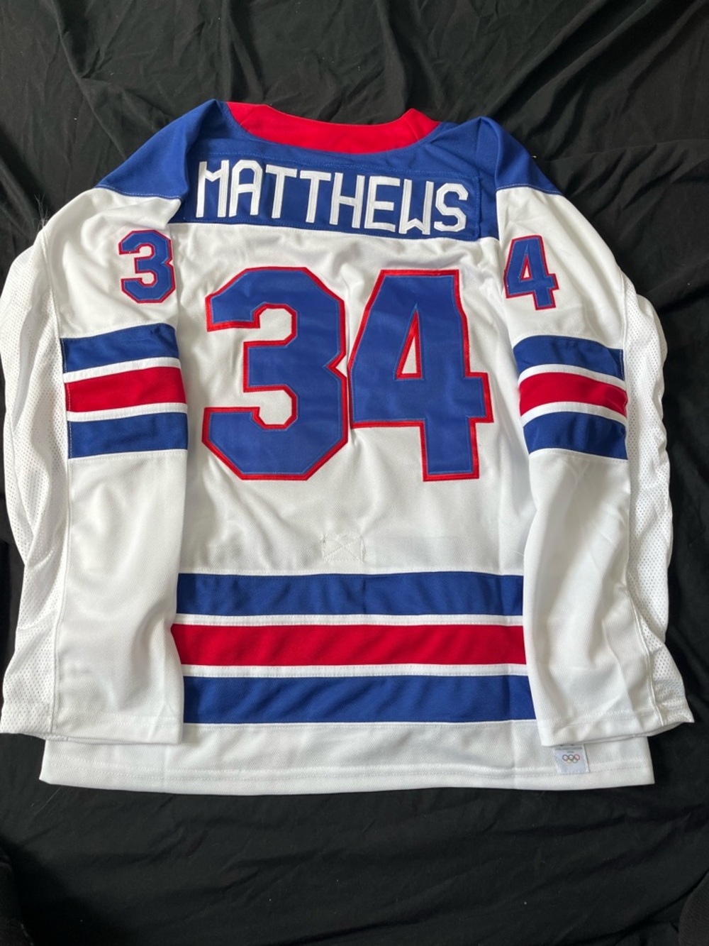 NEW Auston Matthews Team USA Olympic Hockey Jersey With Fight Strap!